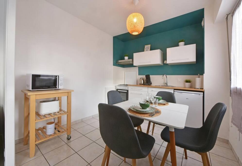 Cabana & Le Central - Proche Lac , Terrasse Et Parking Annecy Exterior foto